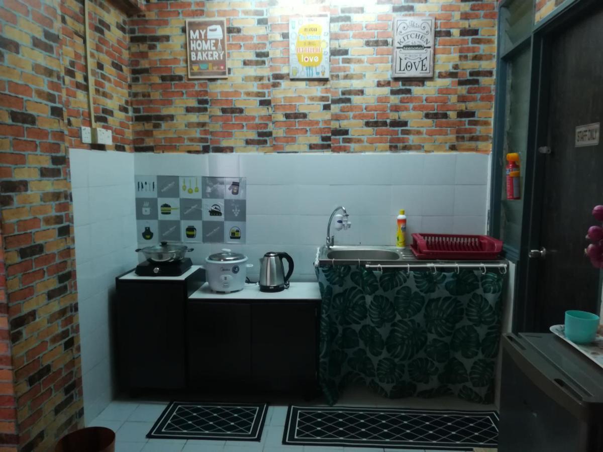 Hagia Medina Muslims Guesthouse Port Dickson Buitenkant foto