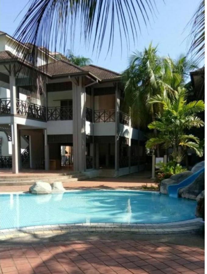 Hagia Medina Muslims Guesthouse Port Dickson Buitenkant foto